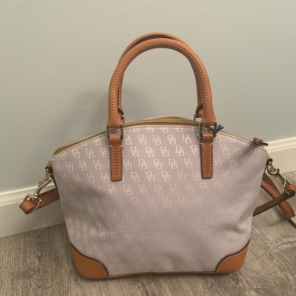 DOONEY & BOURKE CHARLIE Crossbody SATCHEL Signature Lavender NWT - Picture 4 of 8